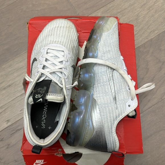 Nike Air VaporMax FlyKnit 3 - Picture 7 of 7
